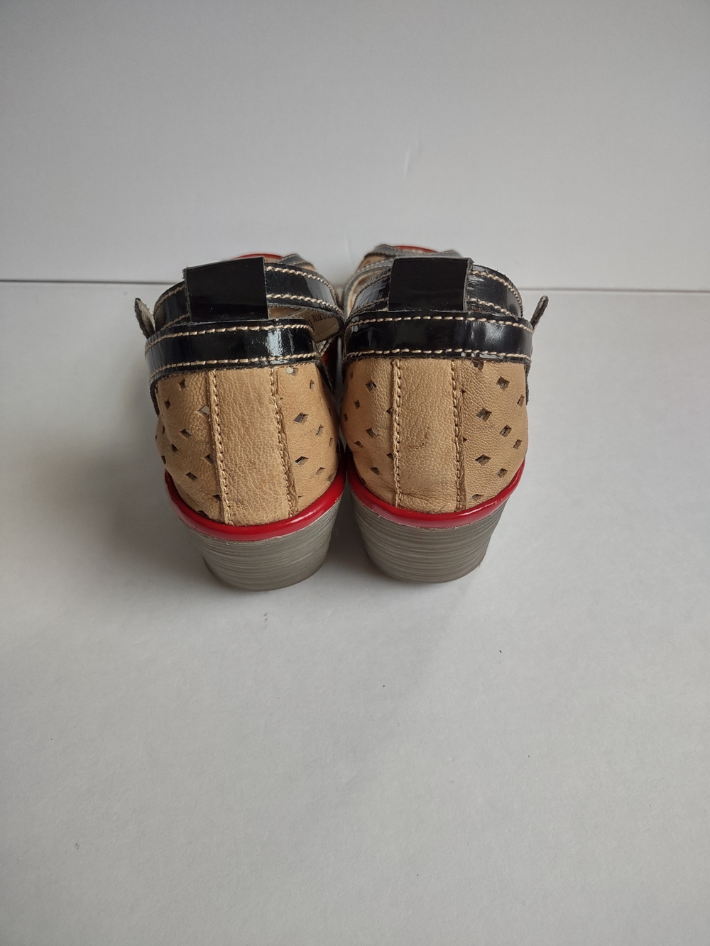 Fly London Tan and Black Wedge Sandals with Red Trim - Picture 8 of 10